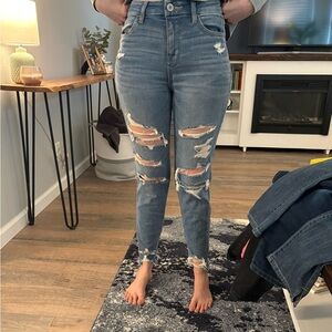 American Eagle Outfitters Light Blue Distressed Ankle Jeans
